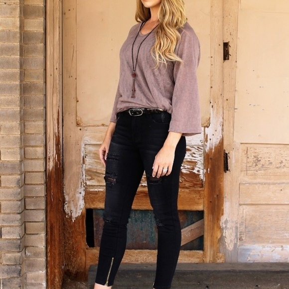 Plus sz L&B Black denim w/rips, sequins & zipper - Picture 3 of 8